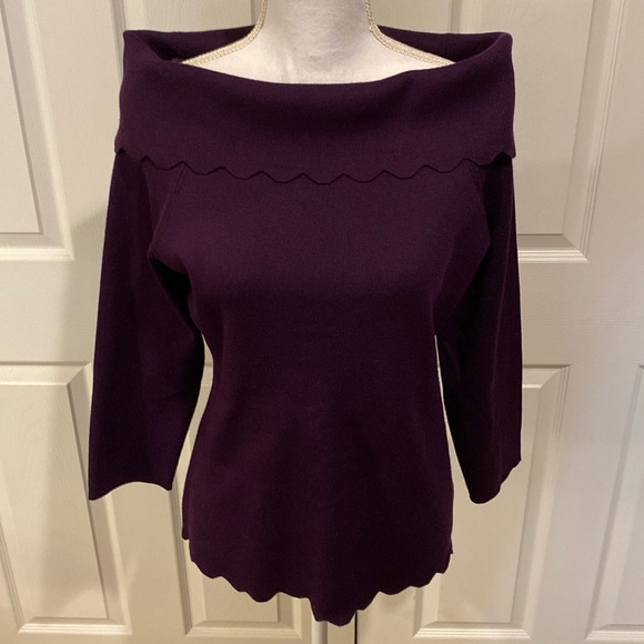 Cable & Gauge Sweaters - Beautiful purple off the shoulder sweater!
